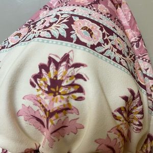 Billabong swimsuit top